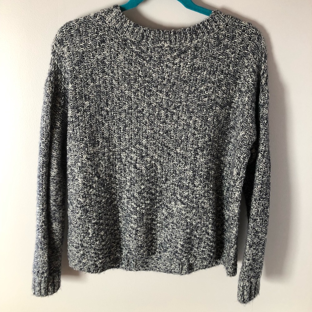 HOLLISTER sweater - Picture 2 of 4